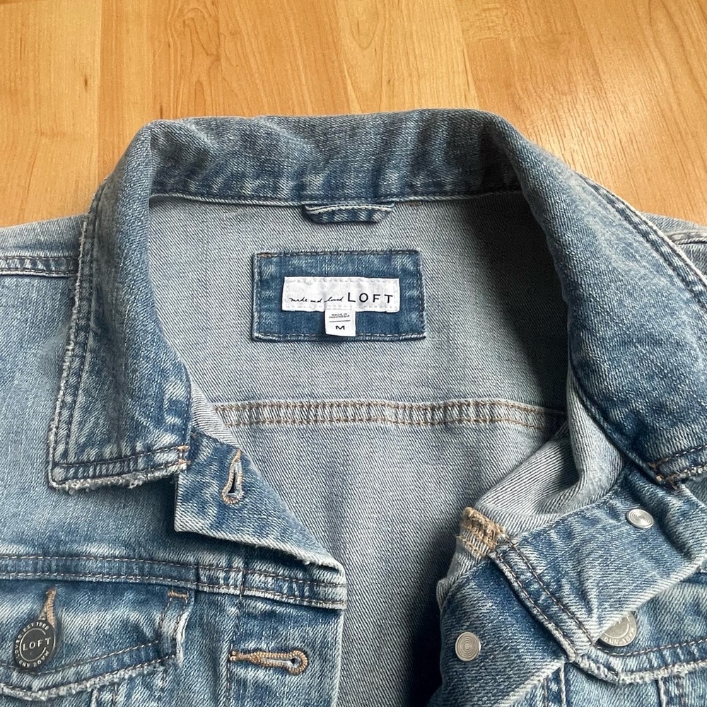 Jean jacket - Picture 2 of 4